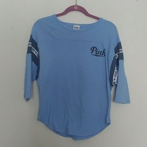 ⭐Traded⭐VS PINK Tee